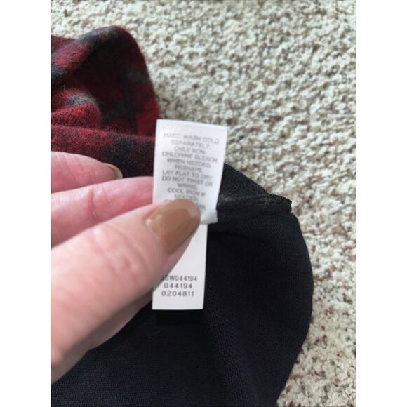 J. Jill Woman Pullover Sweater Size 2X Red Black Plaid Holiday Preppy Classic - Picture 8 of 8